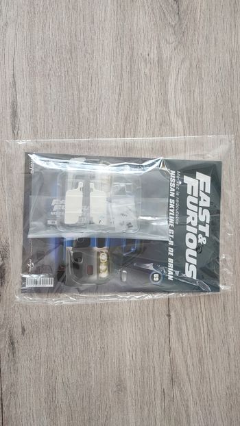 Lot fascicule avec pièces numéro 69 n°69 Nissan Skyline GT-R R34 Fast & Furious de Brian O'Conner 1/