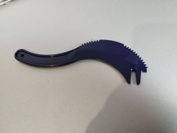 Couteau à fromage Tupperware