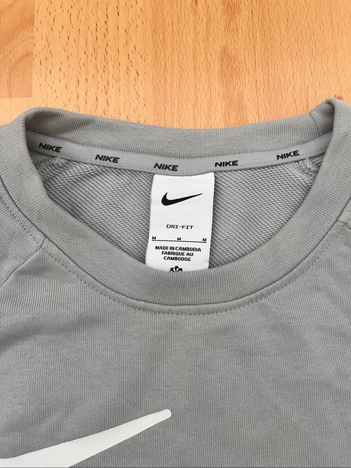 Sweat Nike gris Moving Co - Taille M