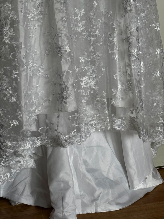 Robe de mariée - photo numéro 3