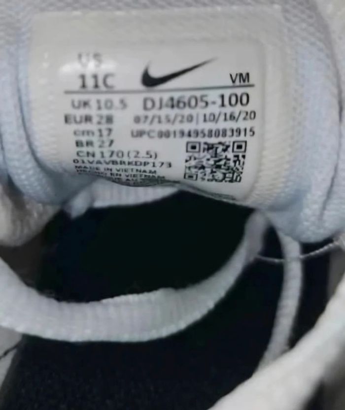 Baskets Air Max 270 pointure 28 - photo numéro 5