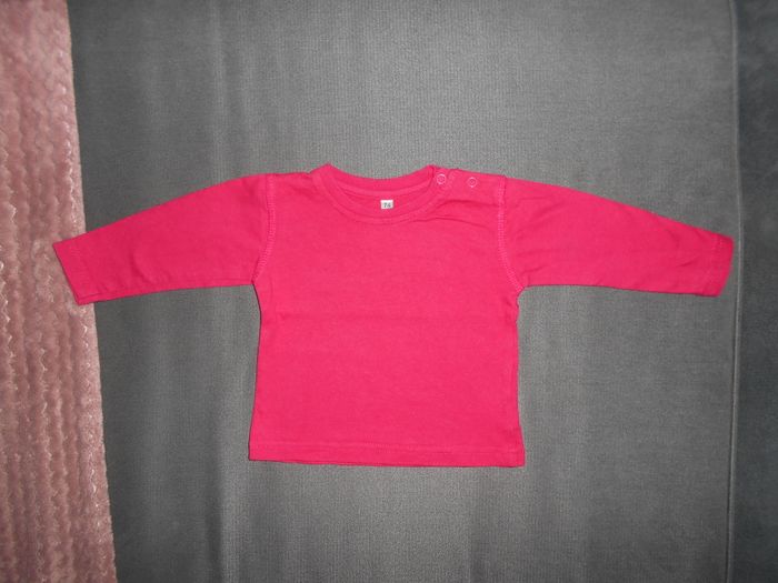 Tee-shirt, taille: 12 mois à 0,50 EURO