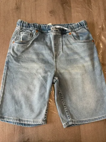 Short en jeans Levi's 16 ans