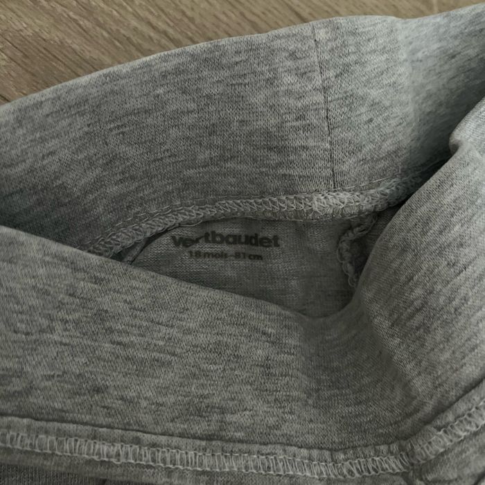 Short vertbaudet 18 mois comme neuf - photo numéro 3