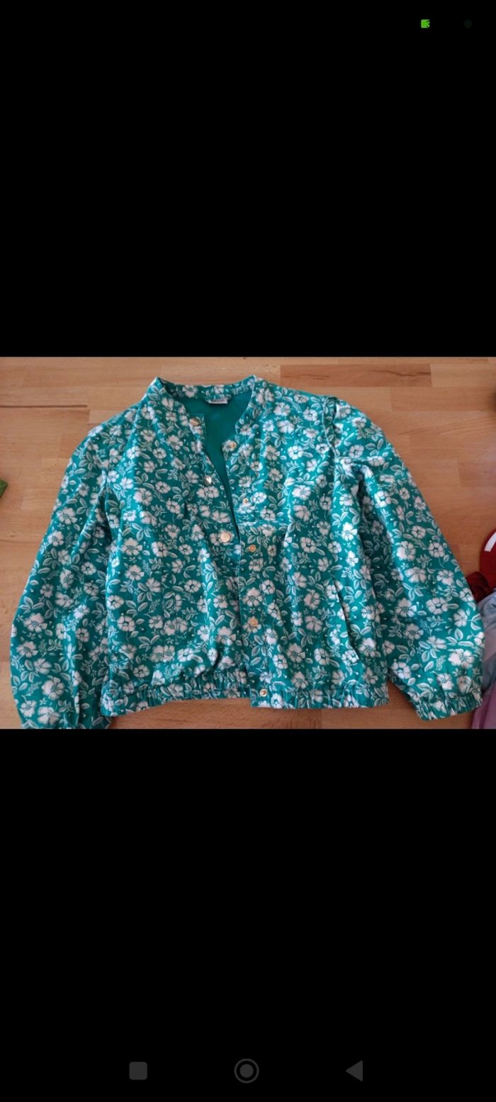 Veste fleurie