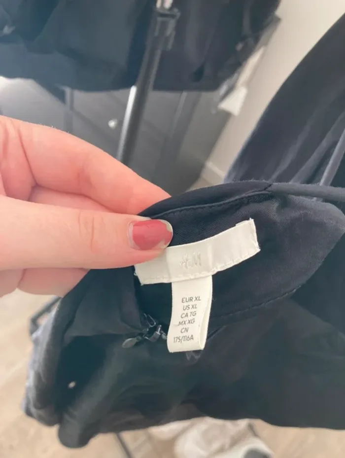 Robe noire satinée H&M - photo numéro 5