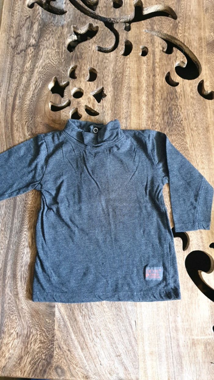 Sous-pull, 9-12 mois.