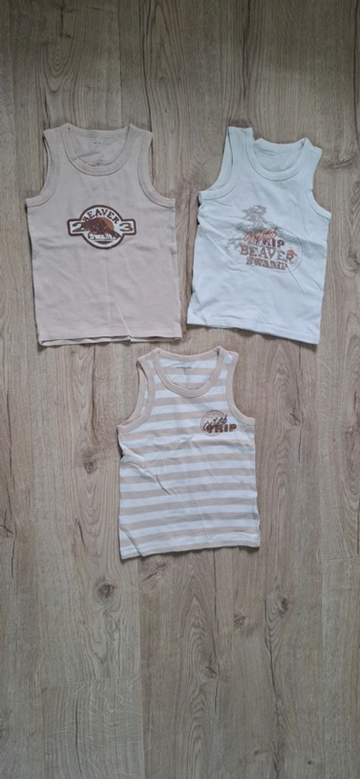 Lot 3 maillots 5ans TBE Vert Baudet