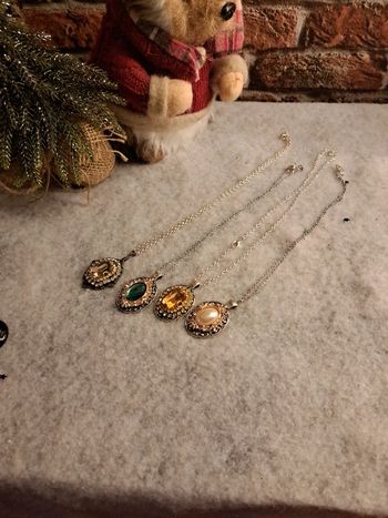 Lot de colliers multicolore strass