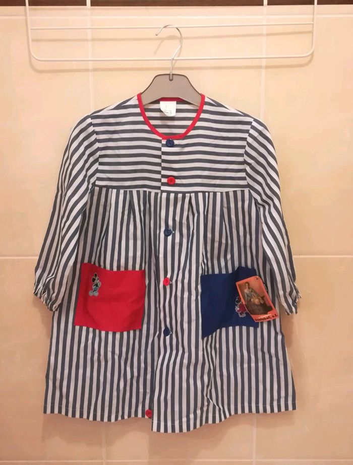 Blouse NEUVE Étiquetée T5 ans - V92B