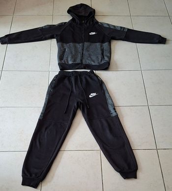 Survêtement Nike noir et gris 13-14 ans 158-164