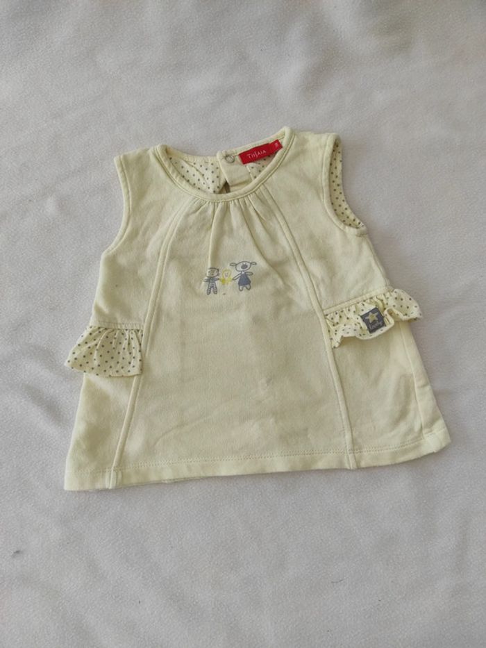 Robe jaune 1 mois