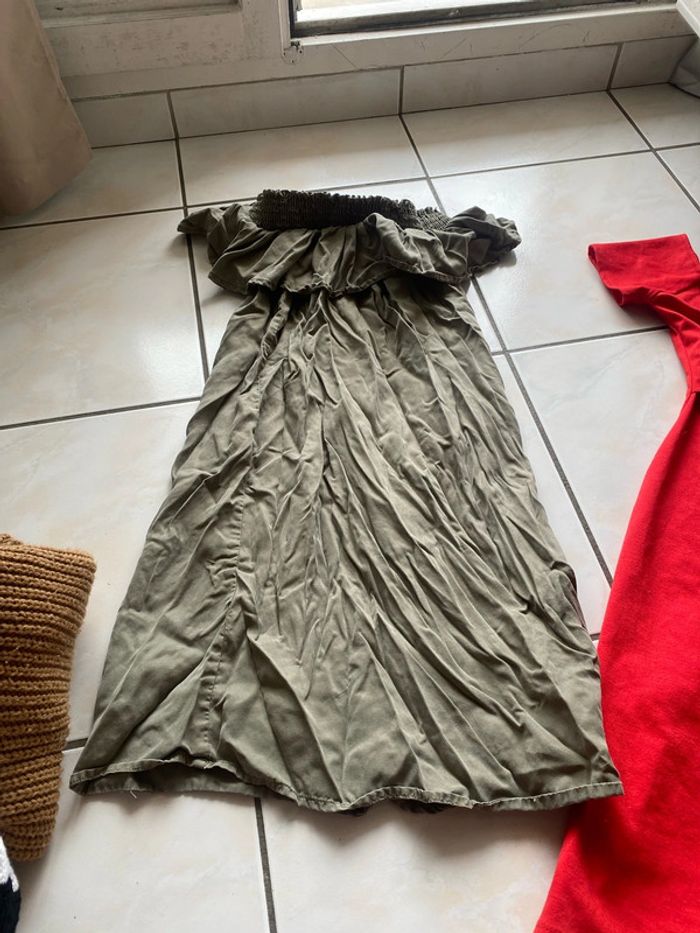Robe kaki, très bon état taille xs
