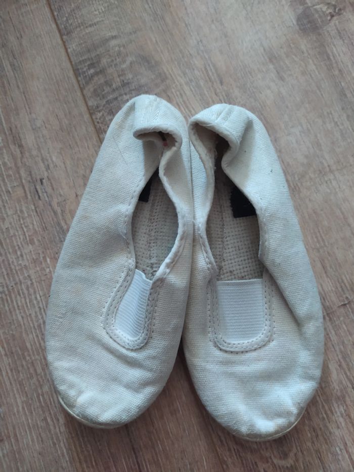 chaussons de danse 28