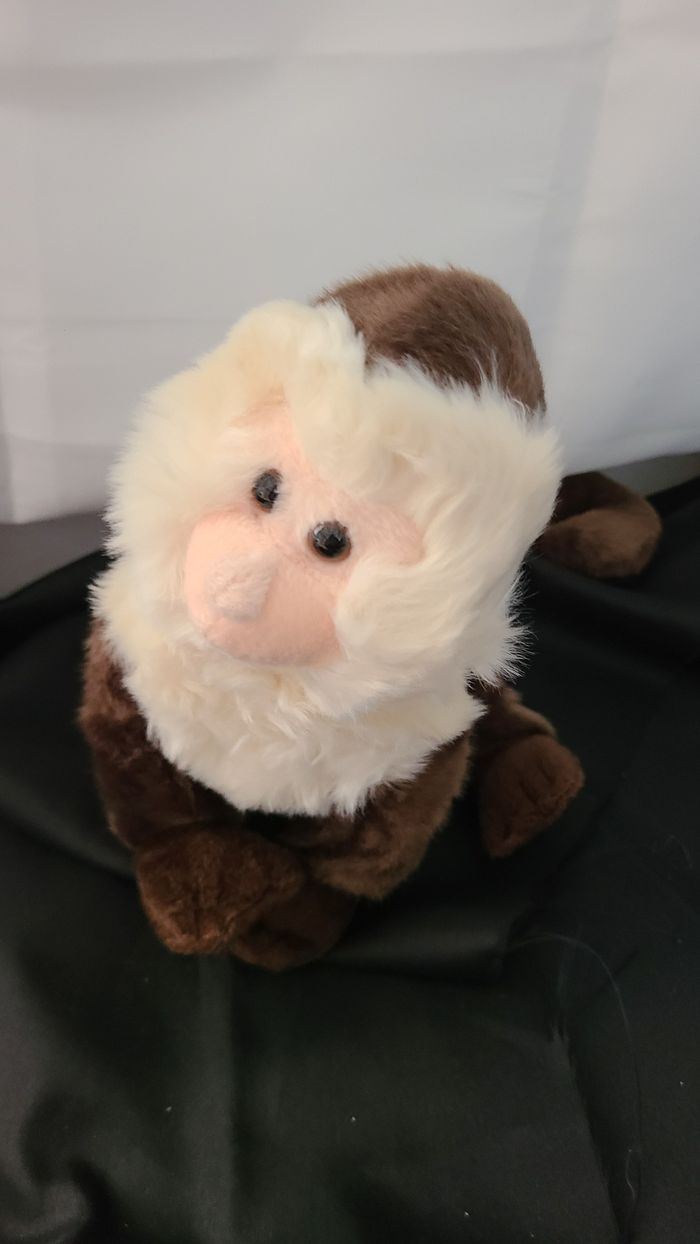 doudou peluche singe lémurien marron beige NATURE PLANET
