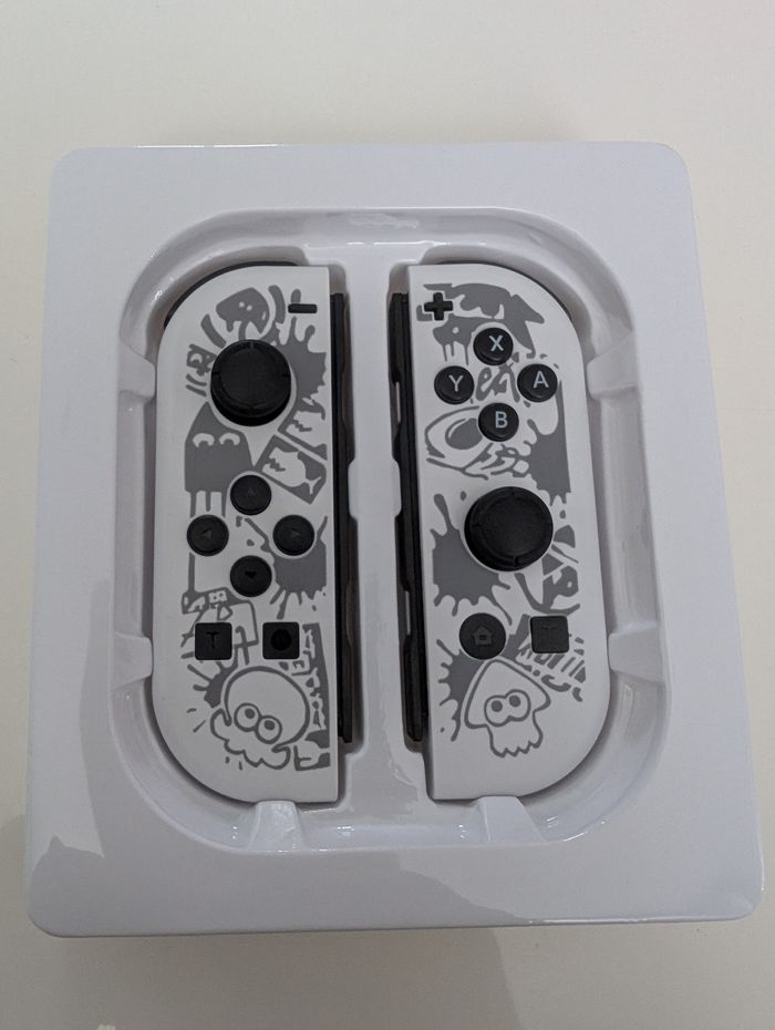 Manettes + support de charge pour manettes switch - photo numéro 2