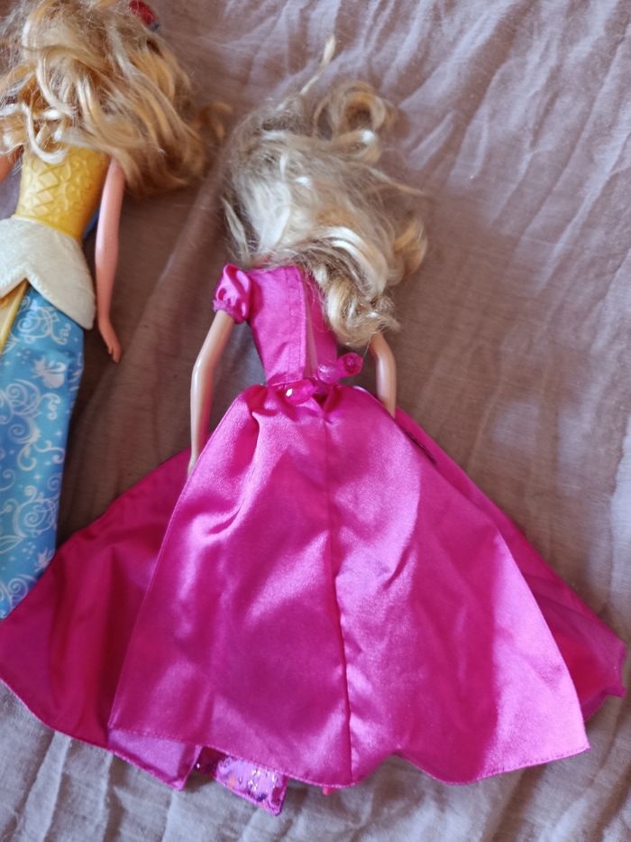 Lot de 3 Barbies princesse - photo numéro 9