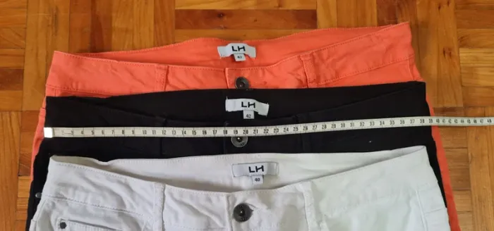 Lot de 3 bermudas femme LH T 40 et 42 - photo numéro 3