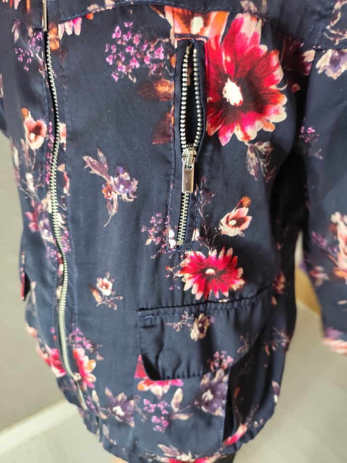 Gilet fleur - photo numéro 3