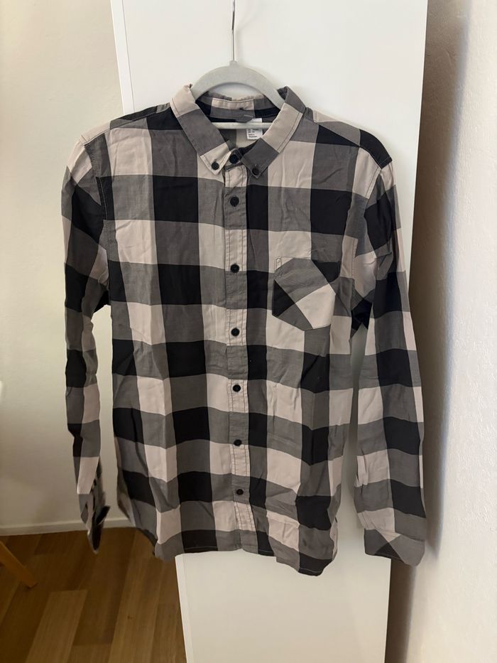 chemise à carreaux