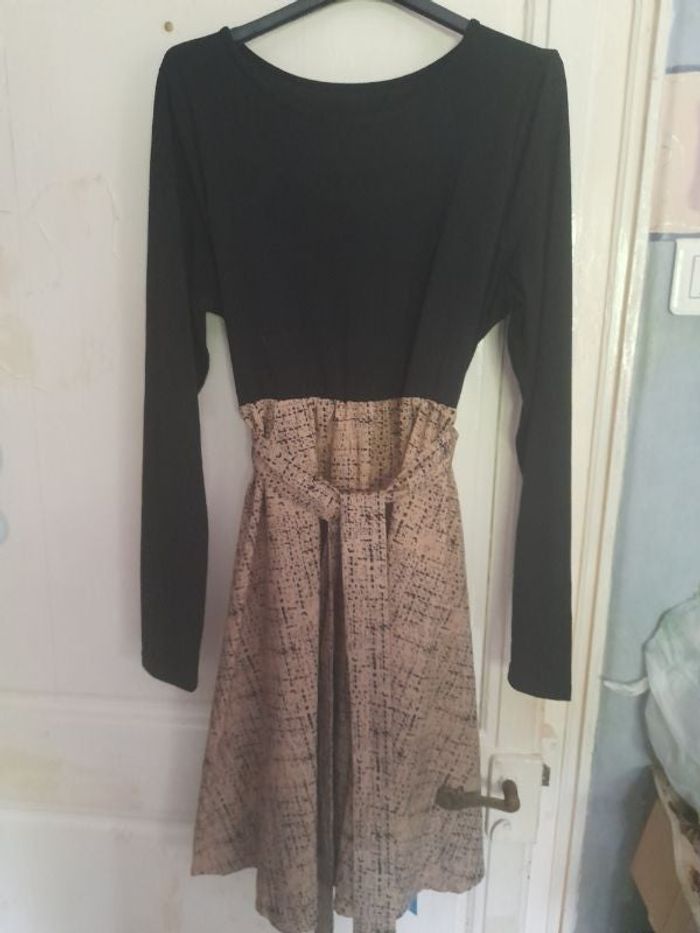Robe noire et marron, NEUVE, taille L