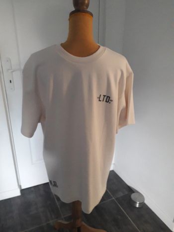 Tshirt Bershka neuf