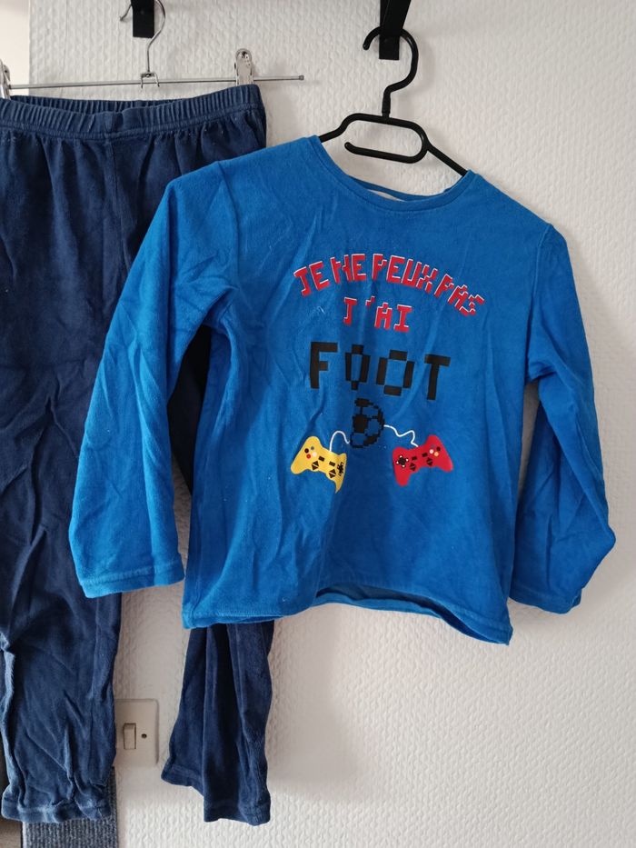 Ensemble pyjama football