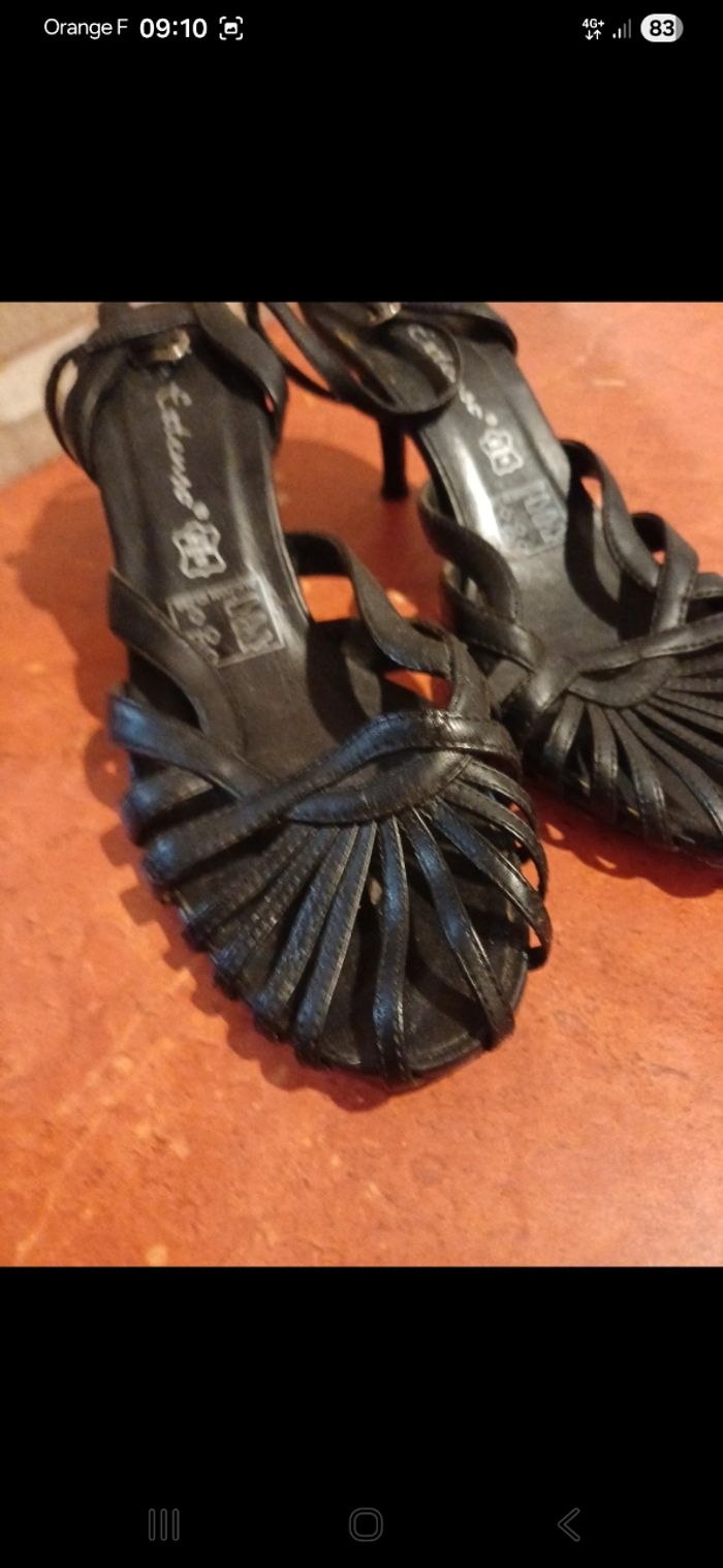 Chaussures femme taille 37 - photo numéro 2