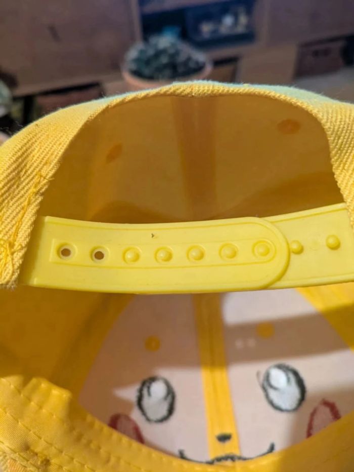 Casquette Pikachu Jaune – L’Accessoire Parfait pour les Fans de Pokémon ! - photo numéro 8