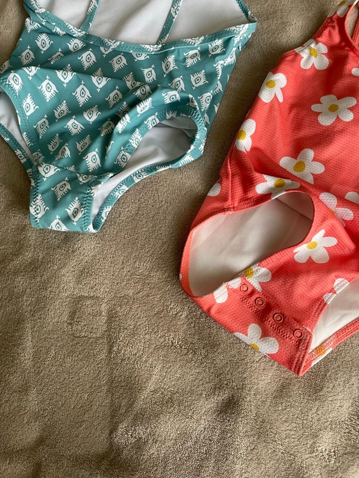 Lot 2 maillots de bain fille 12 mois - photo numéro 5