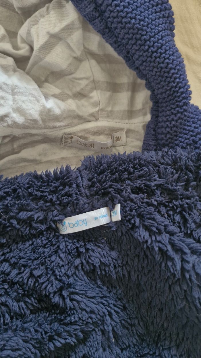 Lot 2 gilets chauds 3 mois - photo numéro 3