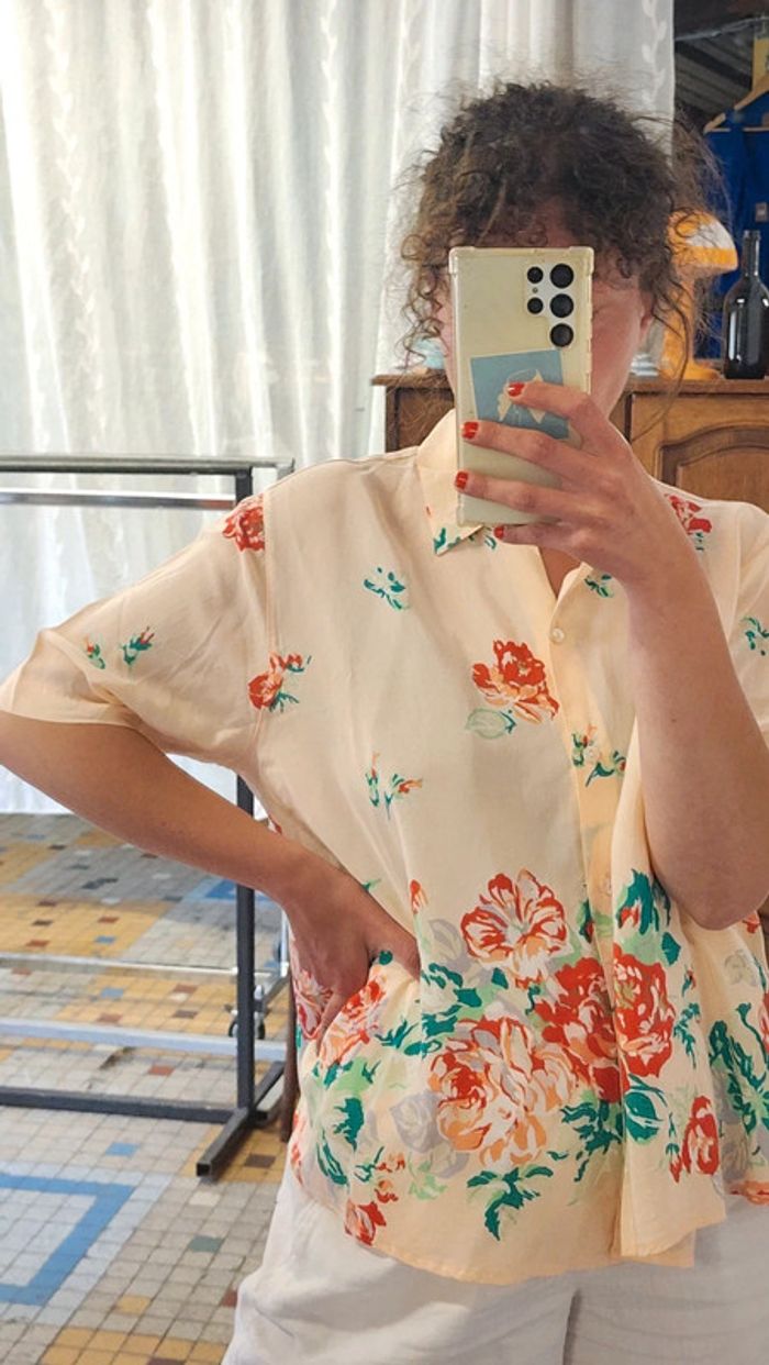Jolie chemises à fleurs roses fluide et légère - photo numéro 4