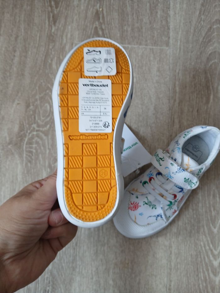 Baskets neuves vertbaudet taille 26 - photo numéro 6