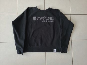 Sweat Reebok