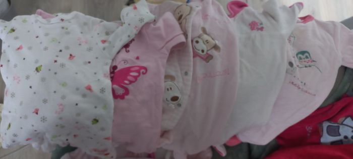 Lots de vêtements filles 1-3-6 mois - photo numéro 7