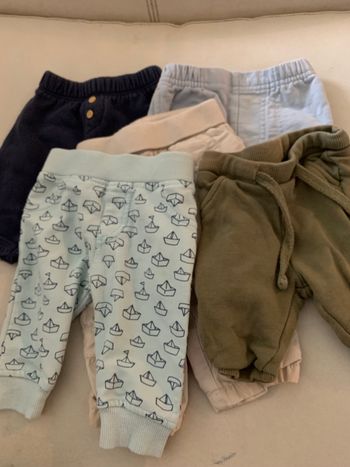 Lot 5 pantalons 1 mois