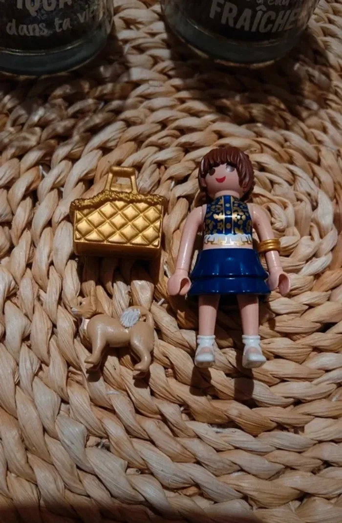 Fille et chien "playmobil"