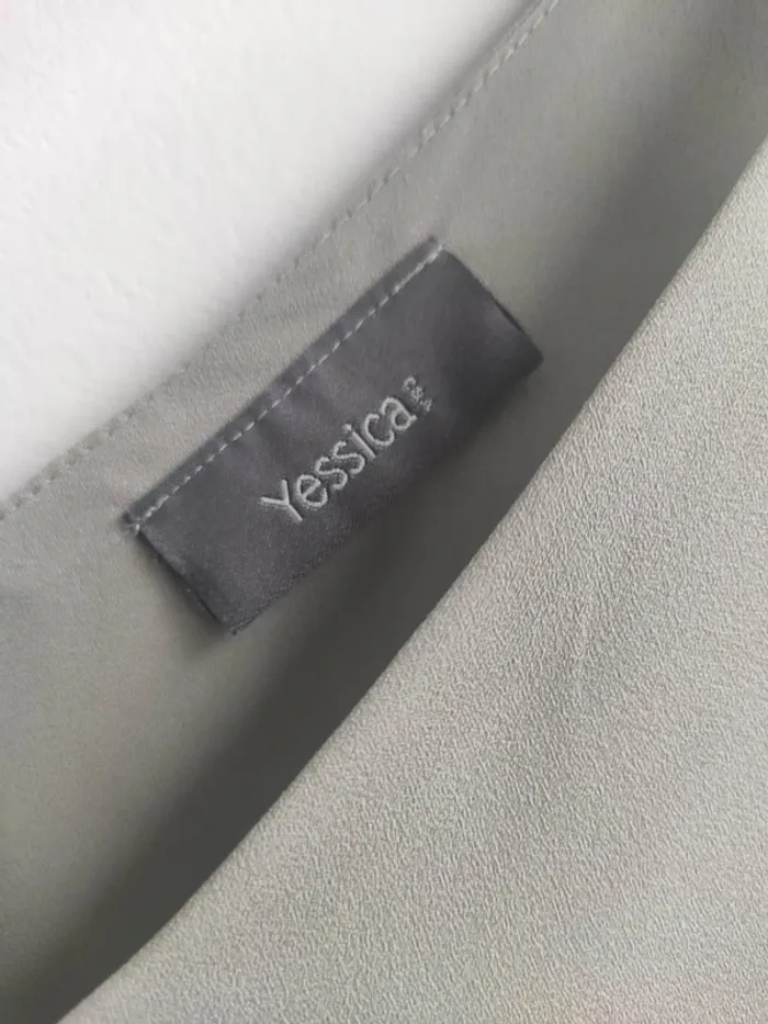 Débardeur fluide Yessica taille 38/40 - photo numéro 3