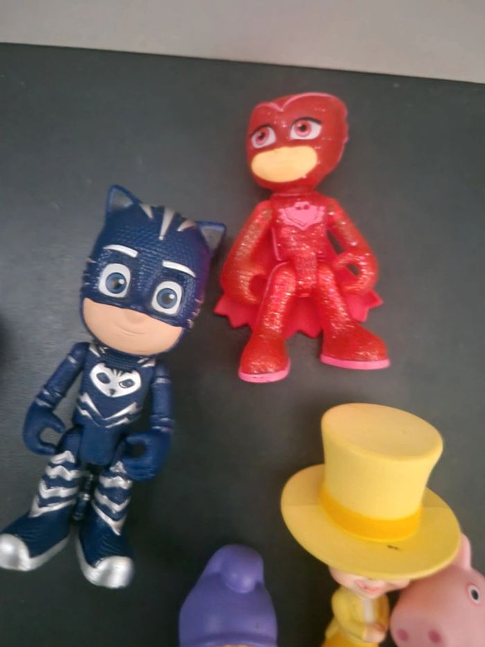 Figurines  de dessins animés pour enfants - photo numéro 2