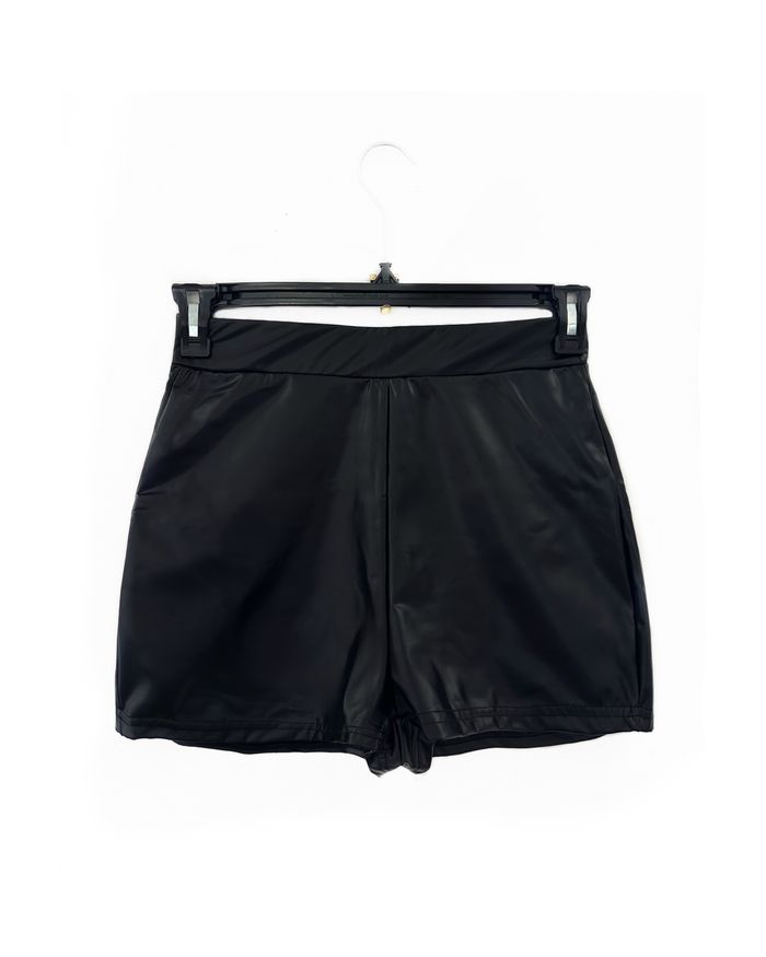 🖤 Sublime short en similicuir Shein 🖤