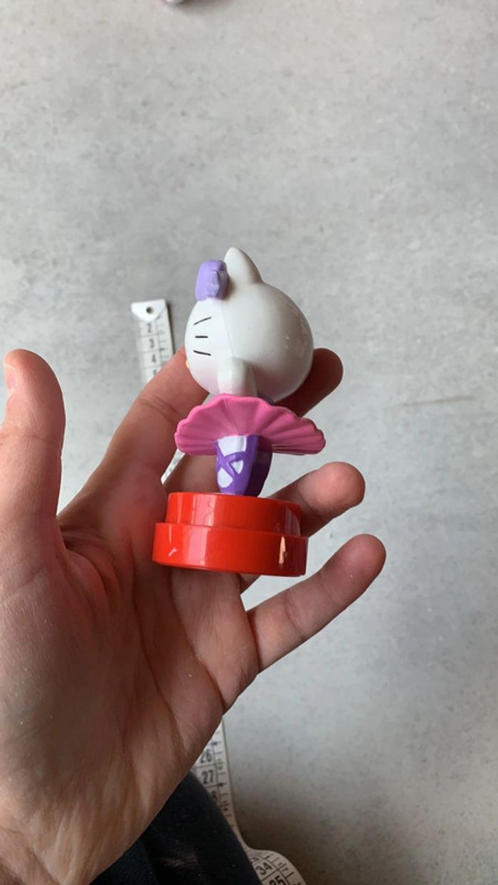 Figurine collection lourde hello kitty sanrio danseuse ballerine - photo numéro 2