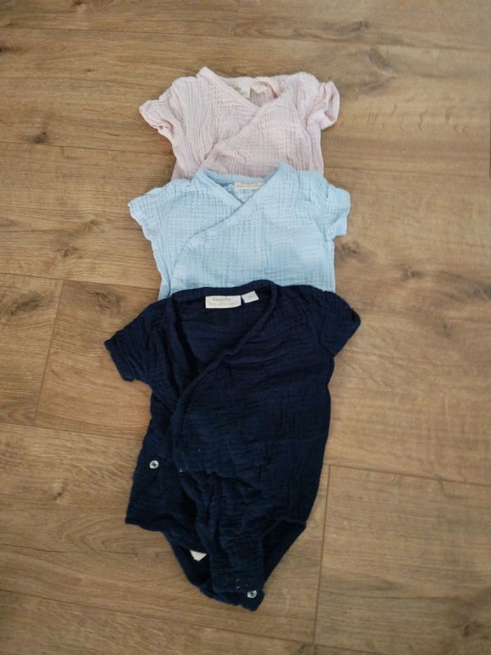 3 bodys / hauts