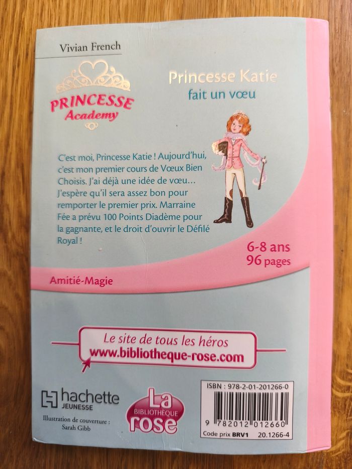 Livre Princesse Académie : Princesse Katie fait un vœu - photo numéro 2