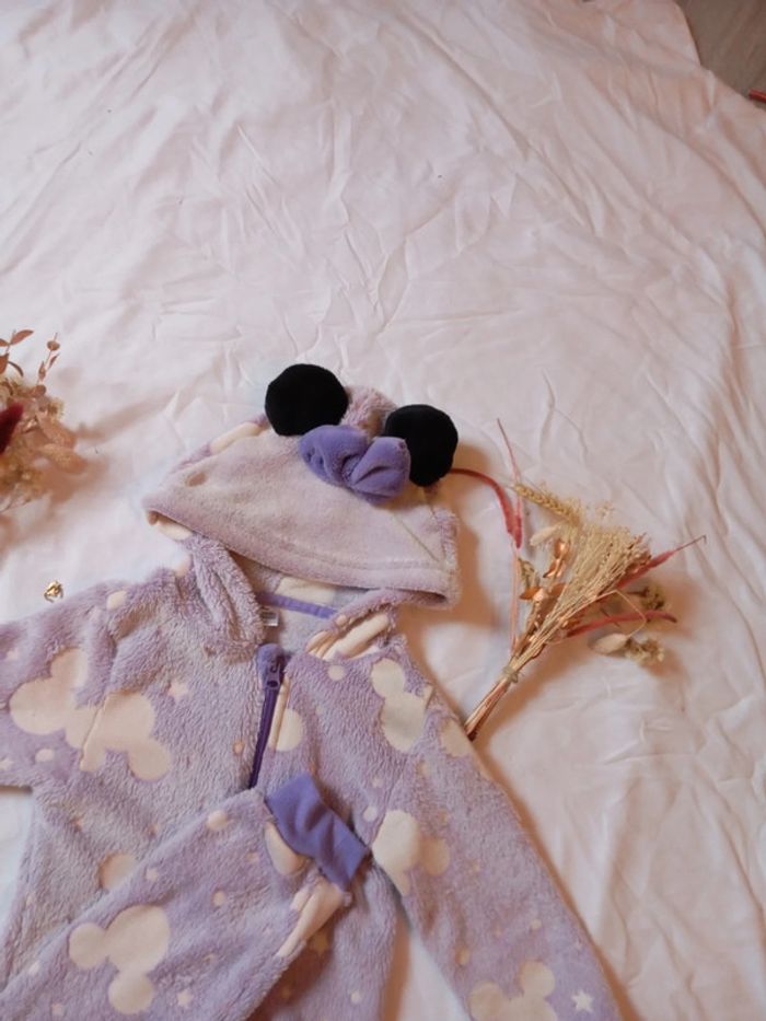 Combi pyjama 5/6 ans - photo numéro 2