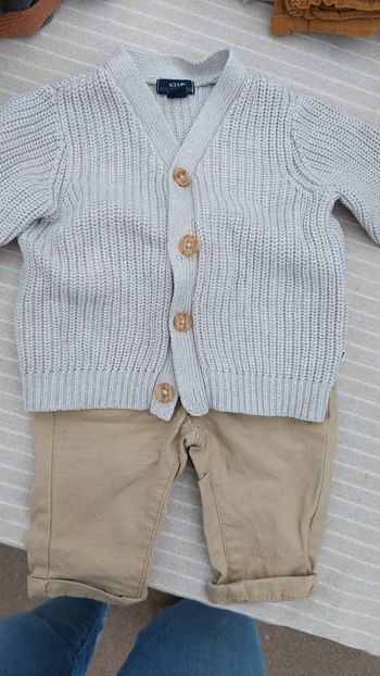 Lot gilet/chino
