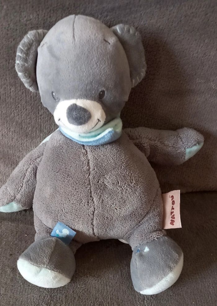 Doidou peluche ours gris musical - Nattou