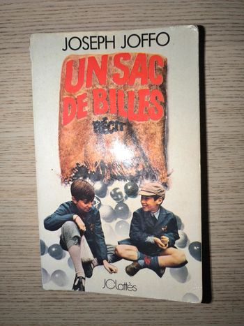 Livre un sac des billes