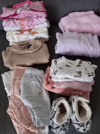 Lot vêtement bébé fille 1 mois