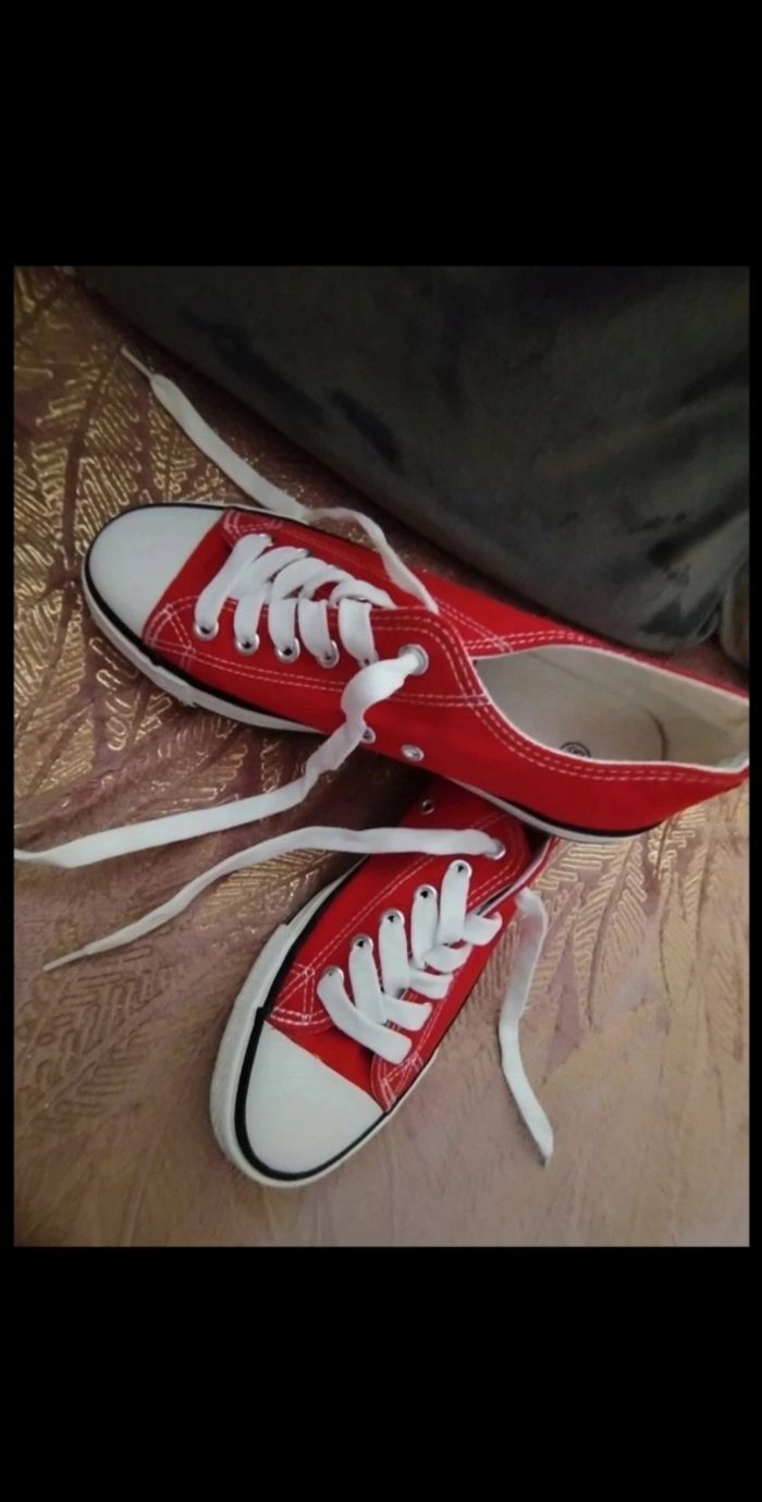 Baskets rouge neuves pointure 38 - photo numéro 7