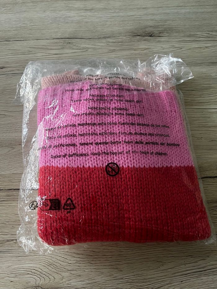 Pull tricolore neuf - photo numéro 2